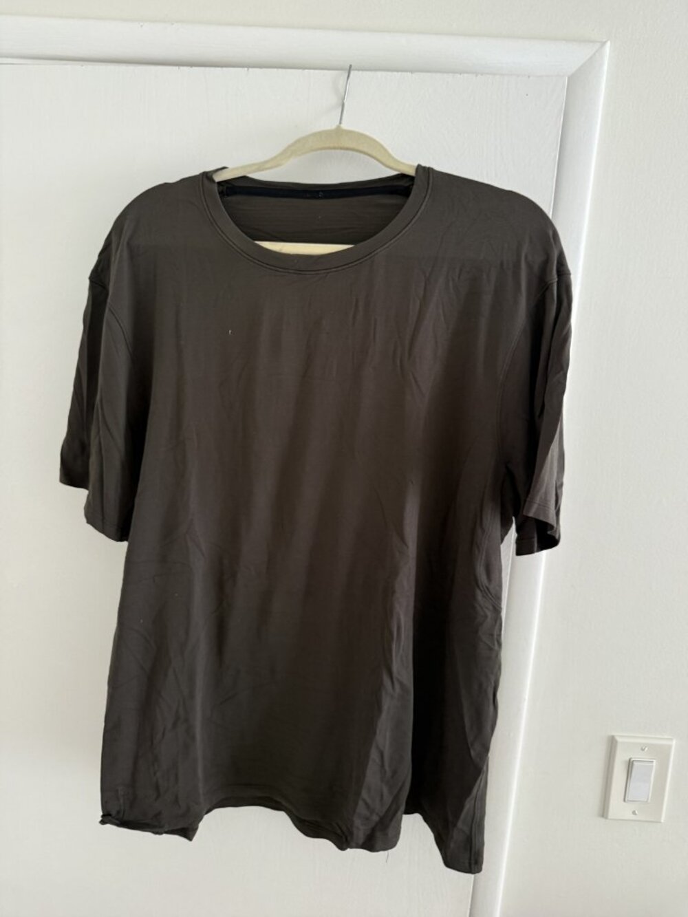 Lululemon Men's Short Sleeve Tee Charcoal XL